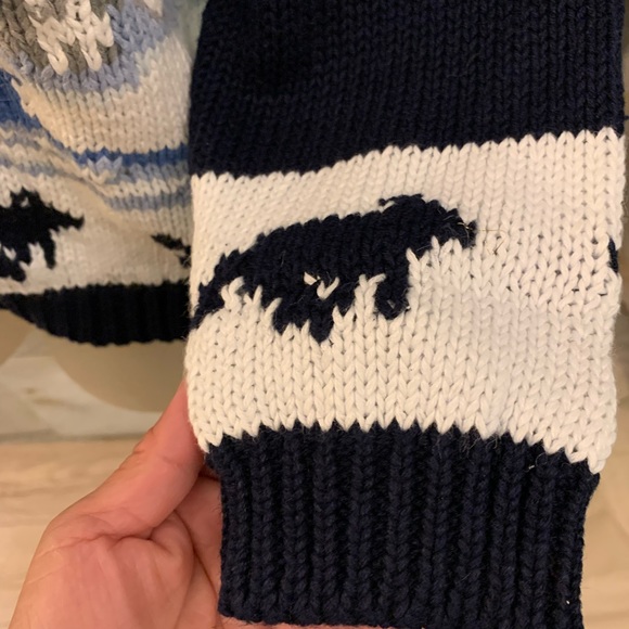 National Wildlife Sweater - Picture 4 of 4